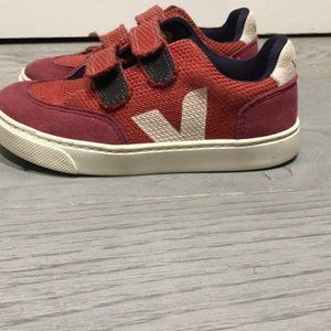 VEJA burgundy children's sneaker size 30